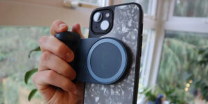 Read more about the article What Are the Best iPhone Accessories for Photographers?